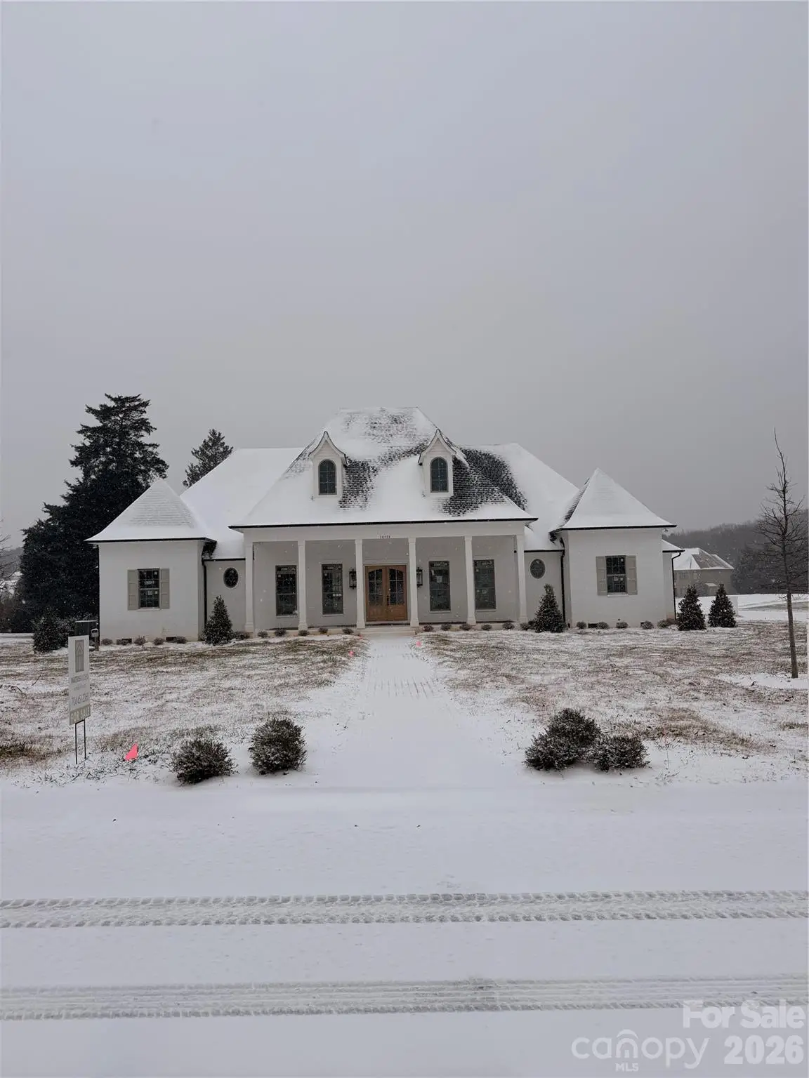 10131 Whispering Falls Avenue, Charlotte, NC 28227 - Image #1