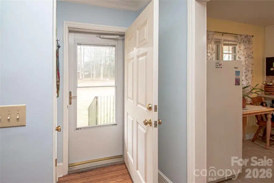 7218 Lakeside Drive N, Charlotte, NC 28212 - Image #3