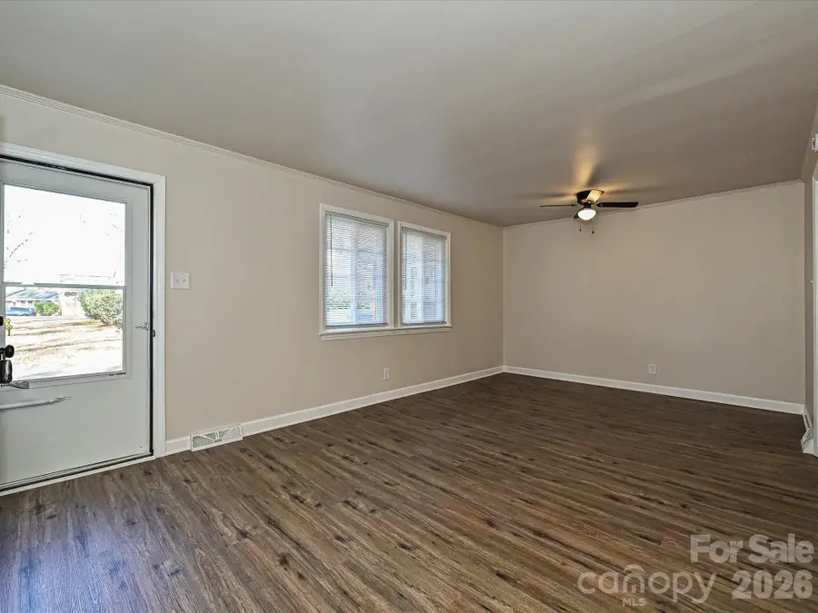 3108 Marlborough Road, Charlotte, NC 28208 - Image #3