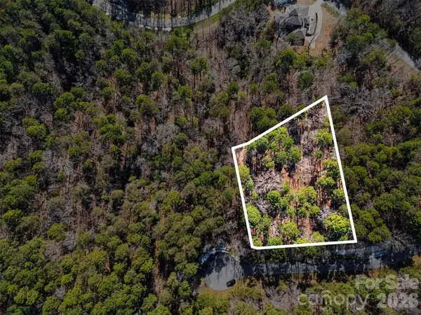 206 Lakewood Court, New London, NC 28127