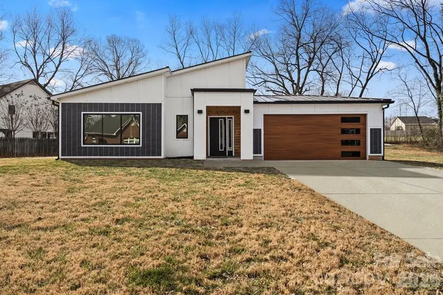 2380 Maria Lynn Court, Gastonia, NC 28056 - Image #2