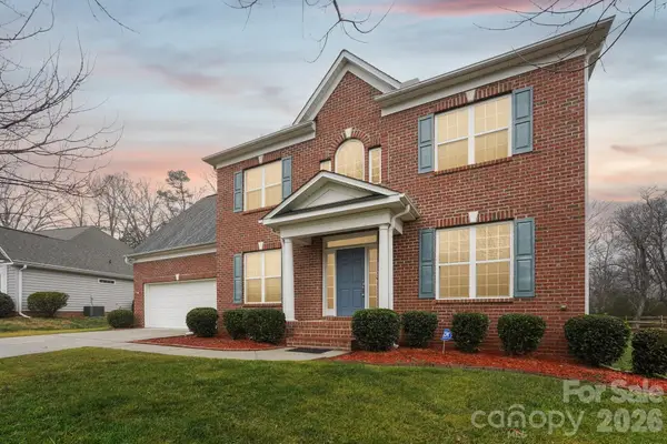 7663 Woodcrest Drive, Stanley, NC 28164