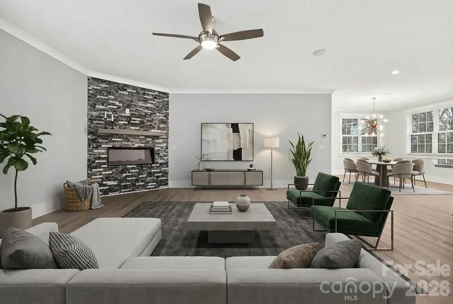 2305 Sanders Avenue, Charlotte, NC 28216 - Image #2