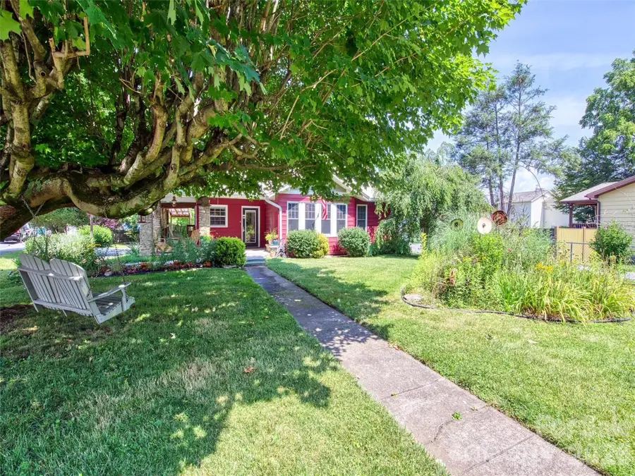 24 Belle Meade Drive, Waynesville, NC 28786 - #2