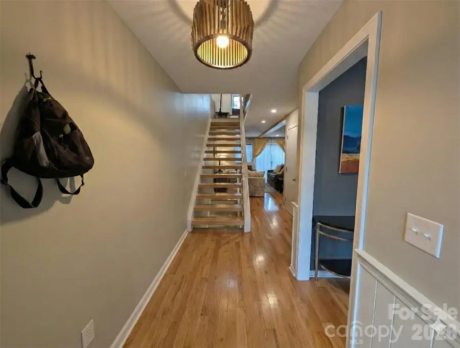 88 Laurelwood Circle W #10, Hendersonville, NC 28791 - Image #2