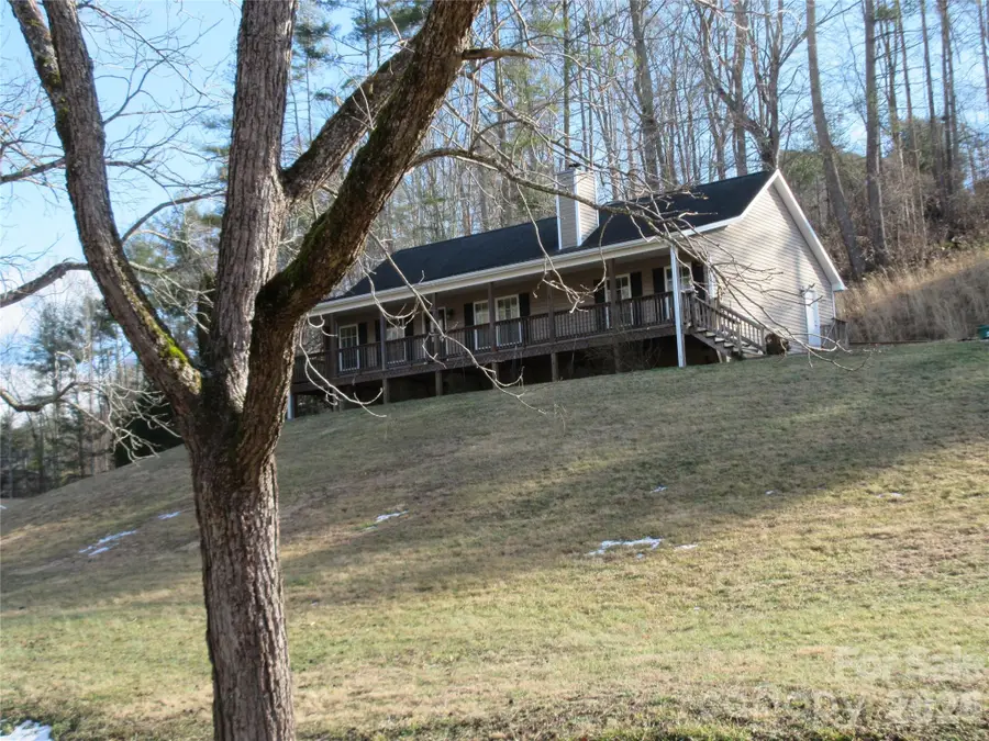 618 Brook Knoll Circle, Weaverville, NC 28787 - Image #3