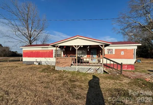 165 Fire House Road, Chinquapin, NC 28521