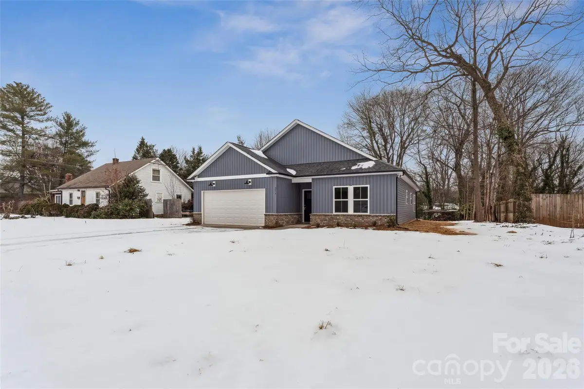 216 Magnolia Street, Statesville, NC 28677 - #1