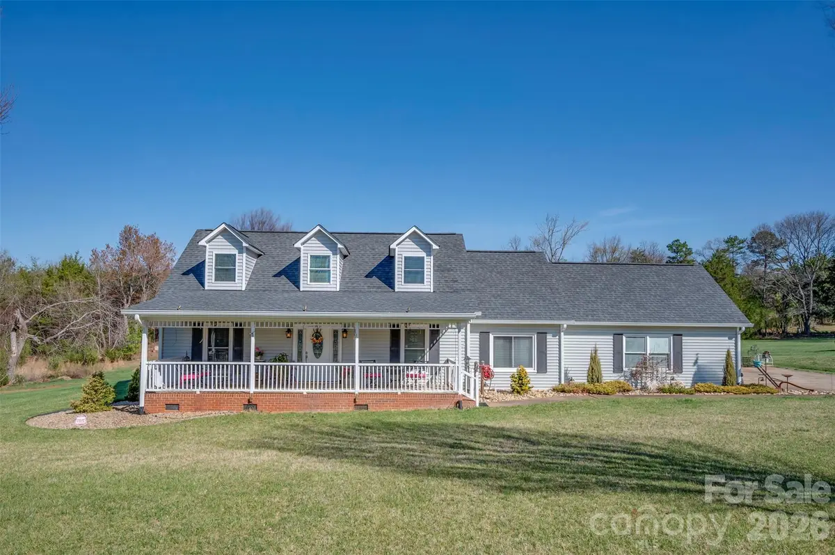 152 N Quail Run, Forest City, NC 28043 - #1