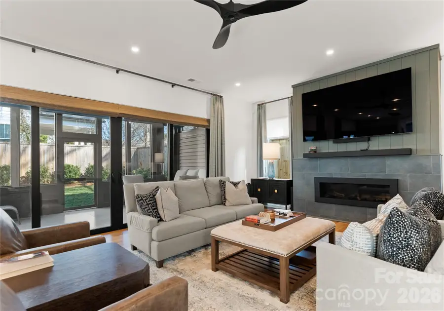 301 Dover Avenue, Charlotte, NC 28209 - #3