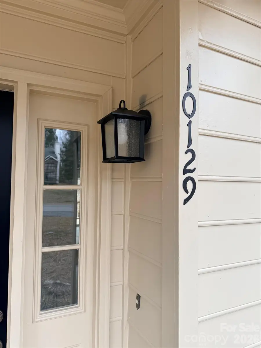 10129 Rockwood Road, Charlotte, NC 28215 - Image #3