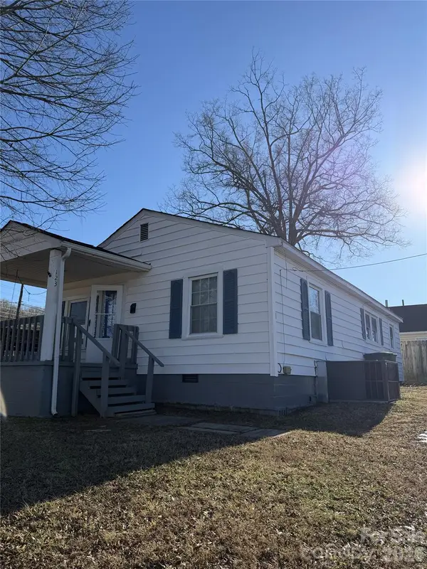 123 E Farmview Street, Gastonia, NC 28054
