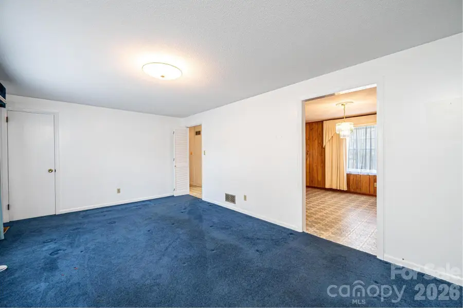 1005 2nd Street Se, Conover, NC 28613 - Image #3