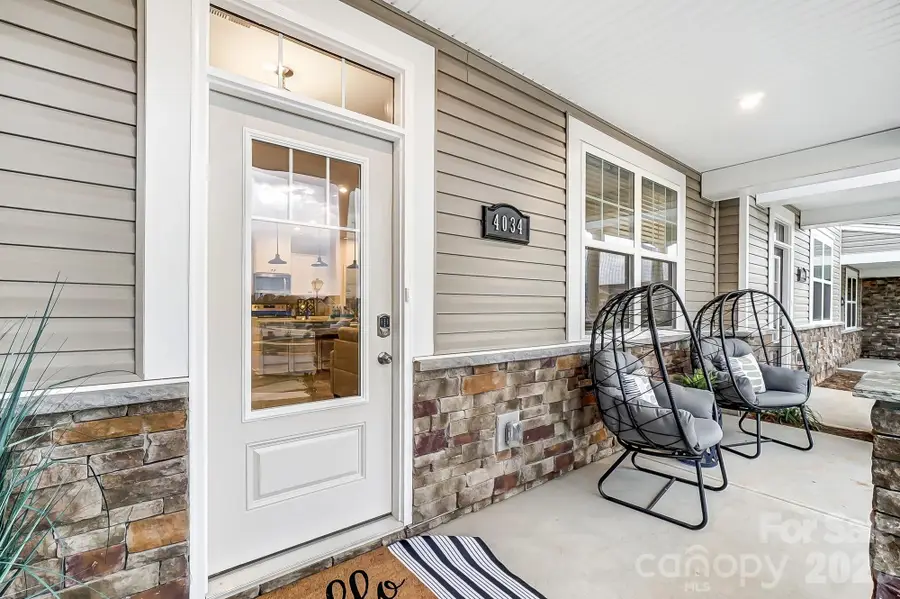 3839 Cheyney Park Drive, Charlotte, NC 28269 - #2