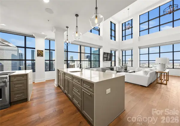 222 S Caldwell Street #2203, Charlotte, NC 28202