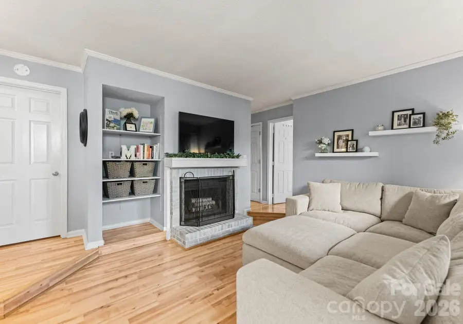 1109 E Morehead Street #16, Charlotte, NC 28204 - #2