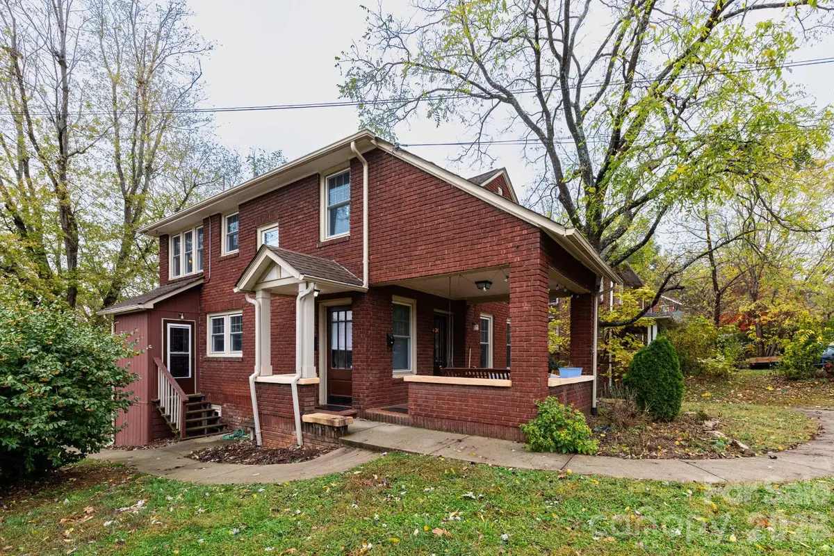 16 Gracelyn Road, Asheville, NC 28804 - Image #1