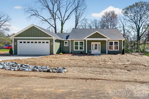 413 Dogwood Lane, Statesville, NC 28625