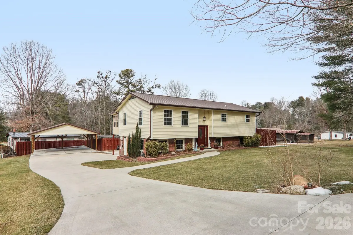 5 Granite Drive, Hendersonville, NC 28792 - #1