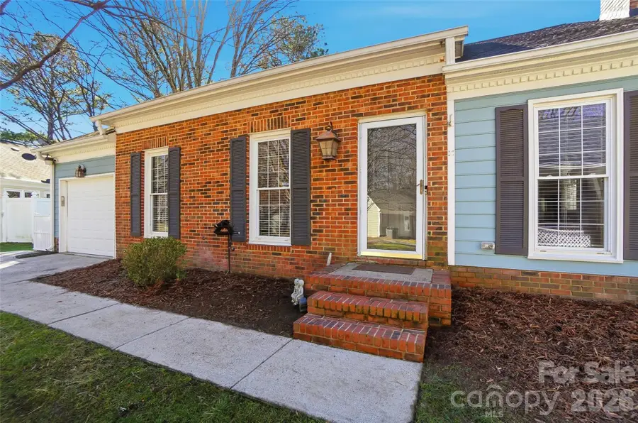 2538 Dalston Lane, Charlotte, NC 28210 - #3