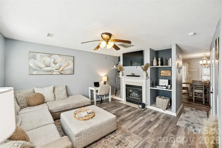 1491 20th Avenue Ne, Hickory, NC 28601 - #2