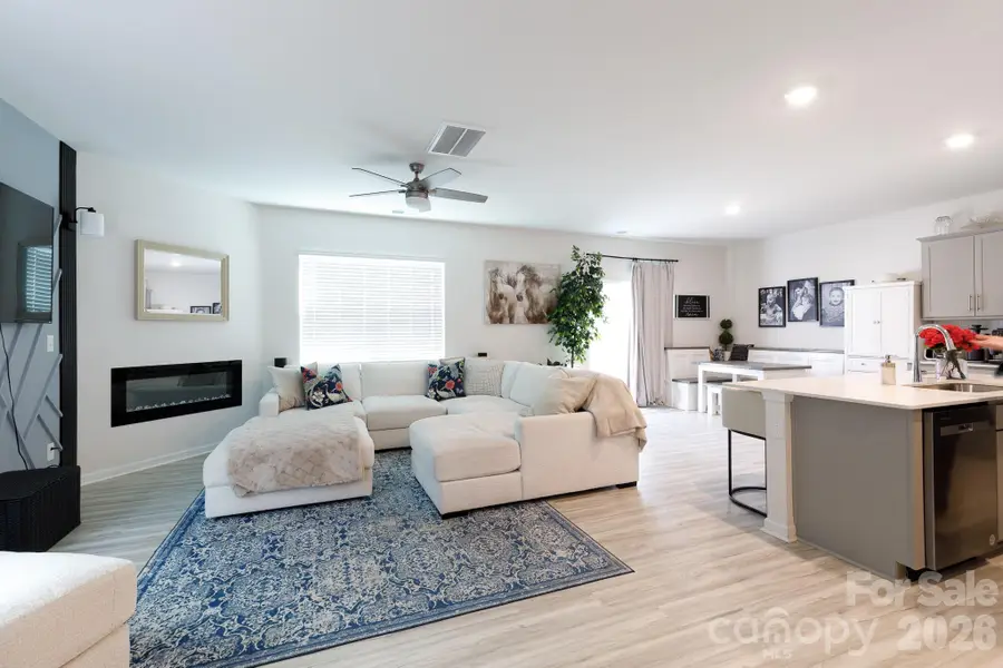 416 Court House Avenue, York, SC 29745 - #3