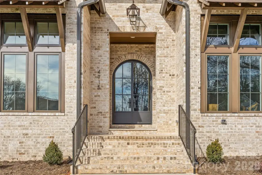 4715 Montclair Avenue, Charlotte, NC 28211 - #2