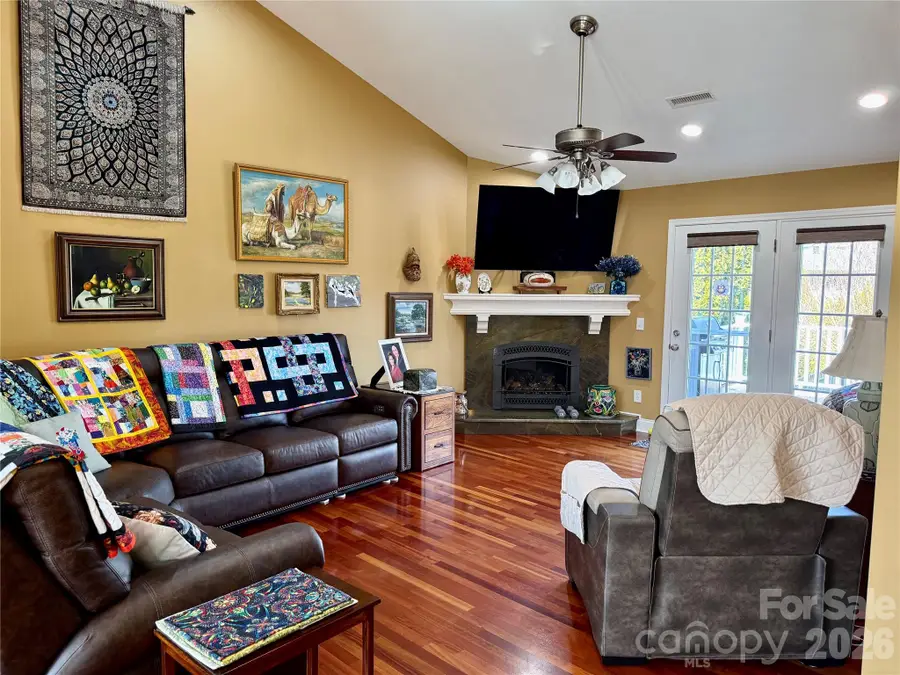 101 Rivercliff Drive, Hudson, NC 28638 - #3