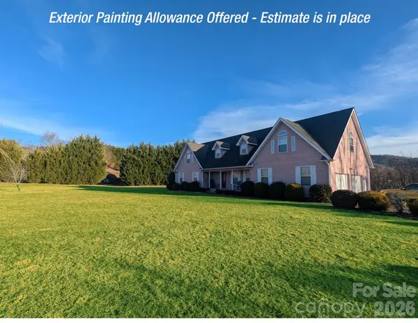 130 Crestview Street, Canton, NC 28716