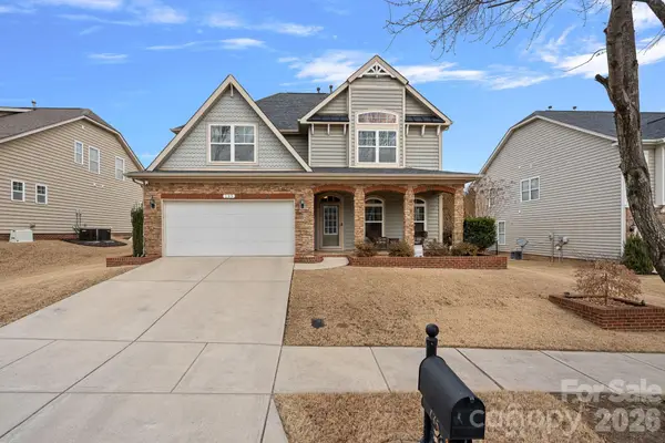 135 Rainberry Drive, Mooresville, NC 28117