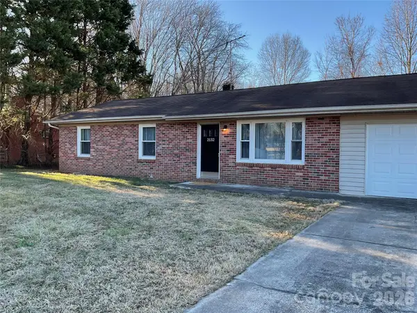 2132 14th Avenue Drive Ne, Hickory, NC 28601