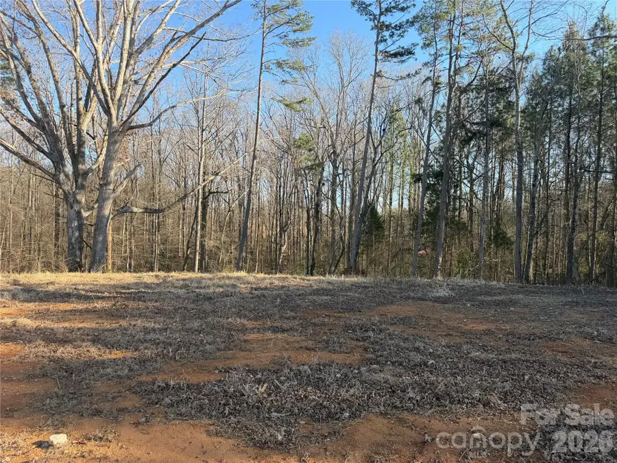 107 4th Street Se, Catawba, NC 28609 - #2