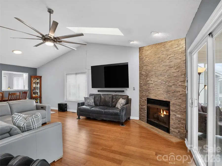 17 Driver Court, Hendersonville, NC 28739 - #2