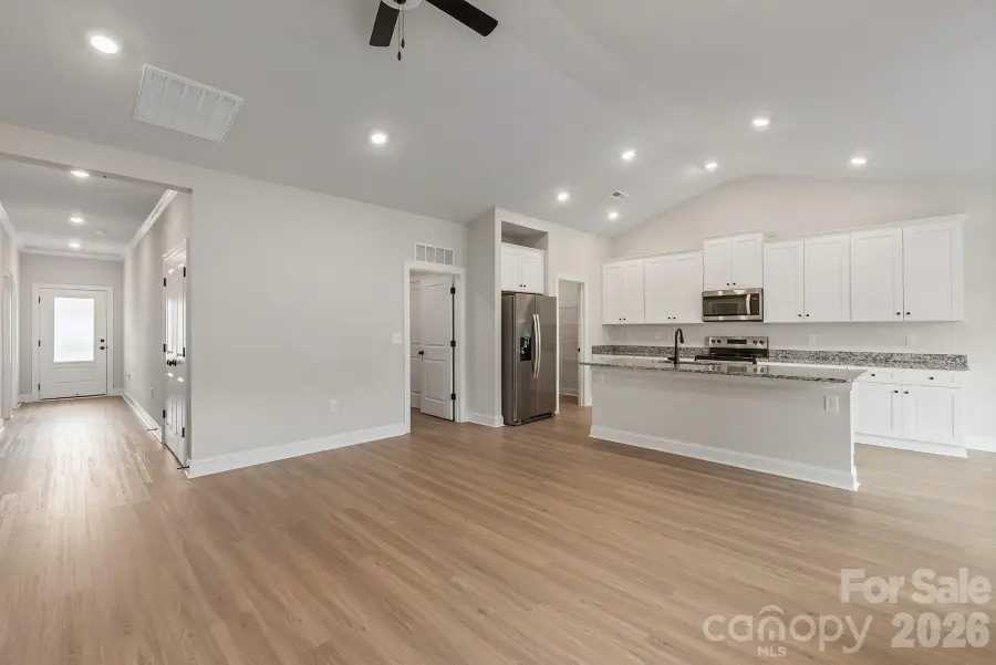 6714 Fairford Drive, Charlotte, NC 28215 - #3