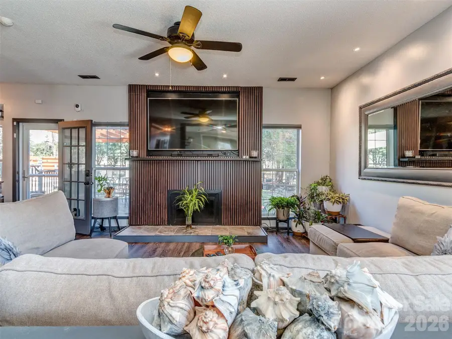 4522 Brownes Ferry Road, Charlotte, NC 28269 - #2