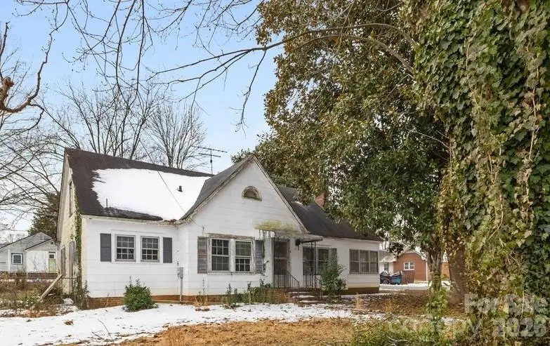 511 Raeford Avenue, Lexington, NC 27292 - #2