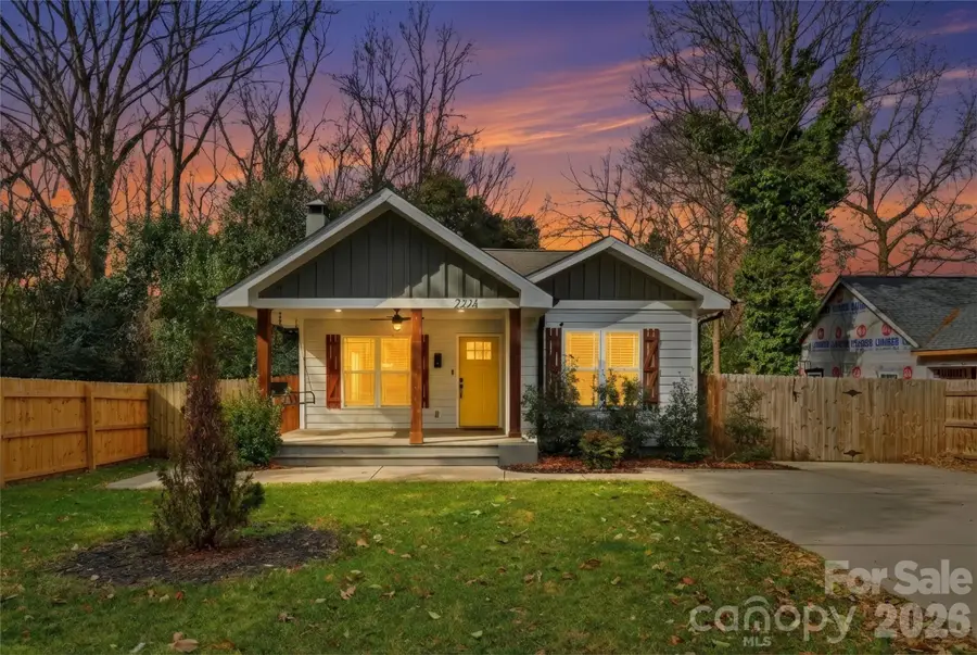 2224 Weyland Avenue, Charlotte, NC 28208 - #3