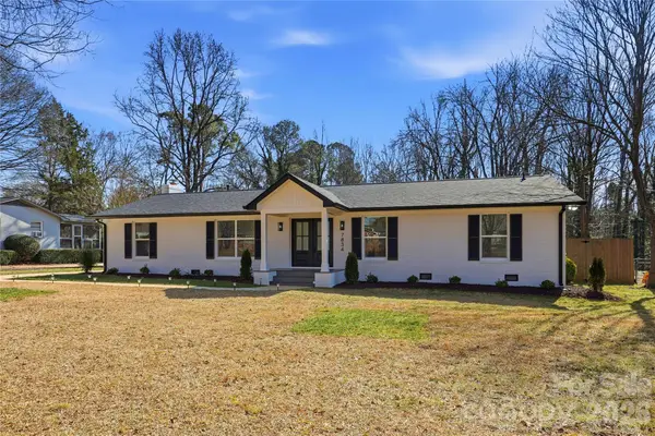 7834 Rainbow Drive, Charlotte, NC 28227