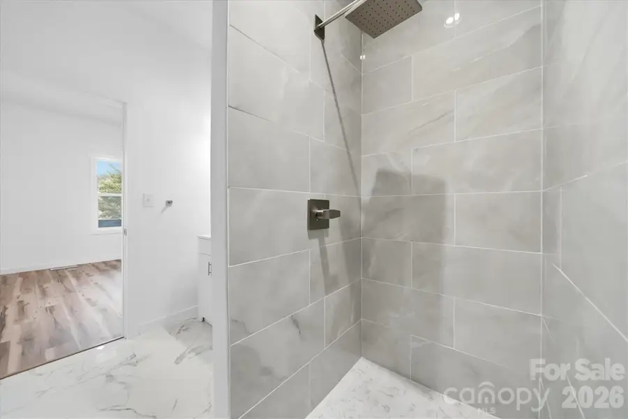 28 Central Avenue, Granite Falls, NC 28630 - #3