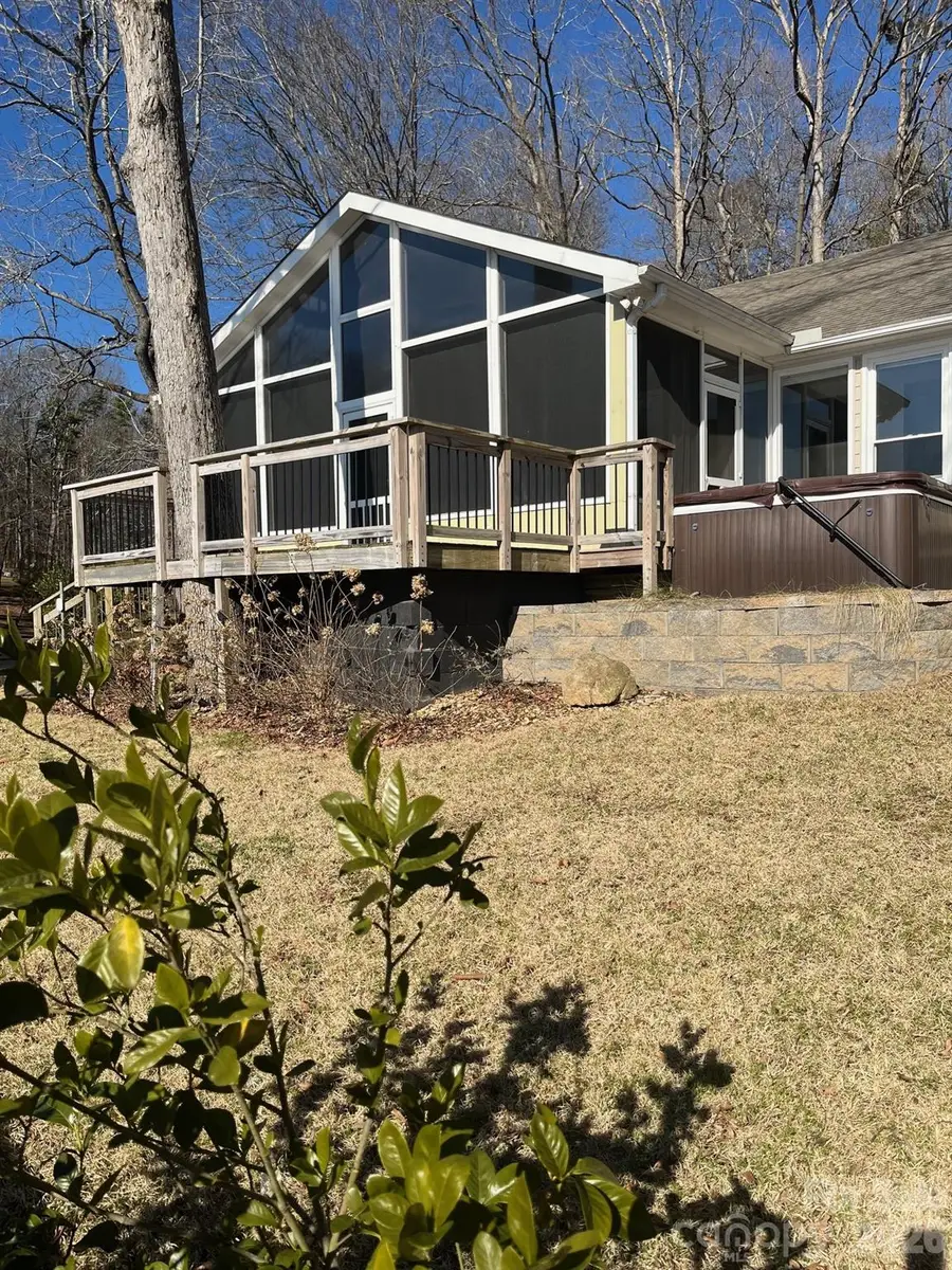 208 Island View Road, Mount Holly, NC 28120 - #2