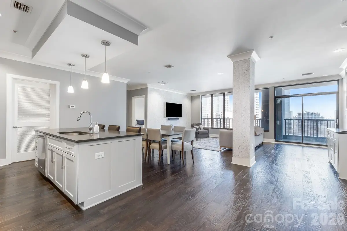 222 S Caldwell Street #2005, Charlotte, NC 28202 - #1