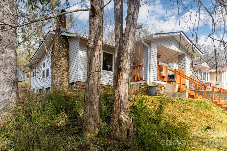 48 Wellington Drive, Asheville, NC 28804 - #3