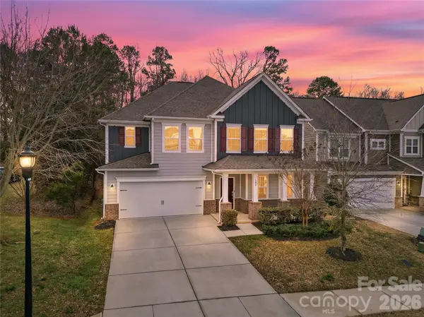 125 W Morehouse Avenue, Mooresville, NC 28117