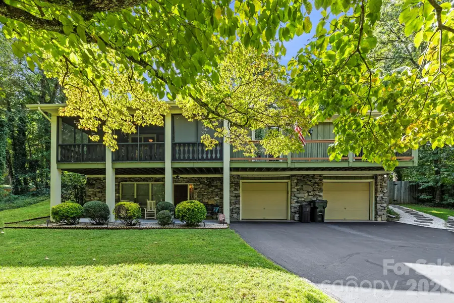 3017 Chestnut Tree Road, Hendersonville, NC 28792 - #2