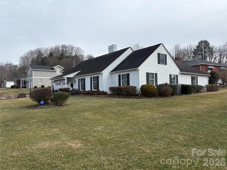 84 Wood Lily Drive, Canton, NC 28716 - #3