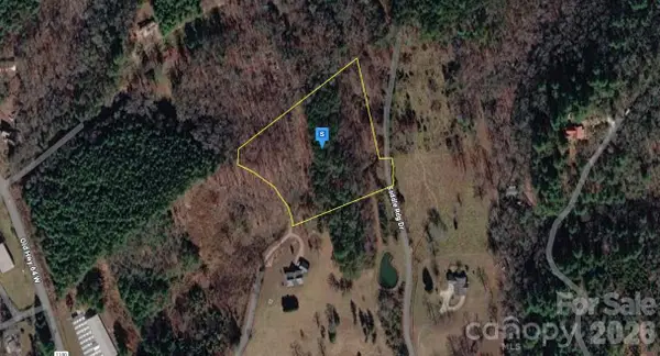 551 Saddle Ridge Drive W, Brasstown, NC 28902