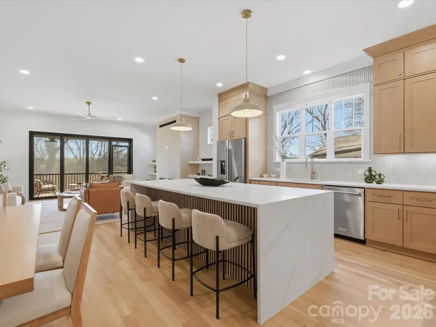 433 W Peterson Drive, Charlotte, NC 28217 - #3