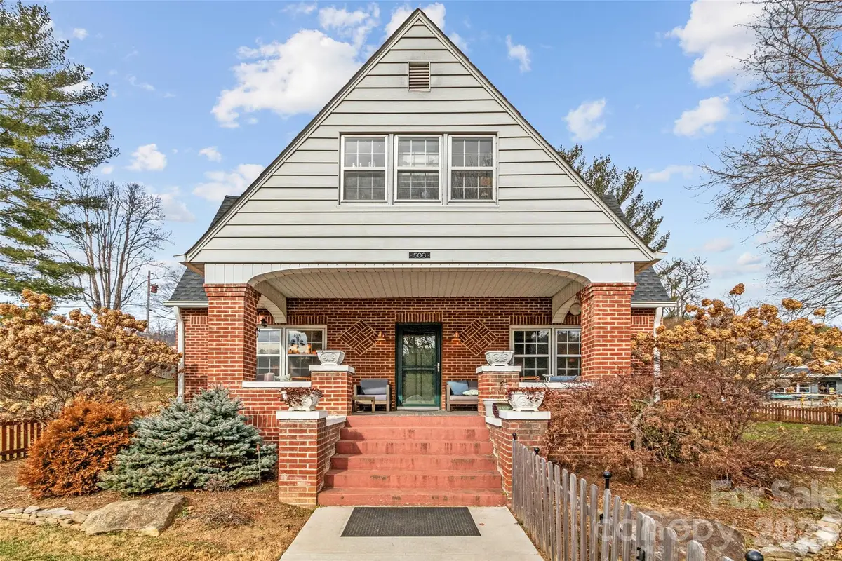 506 W Main Street, Burnsville, NC 28714 - #1