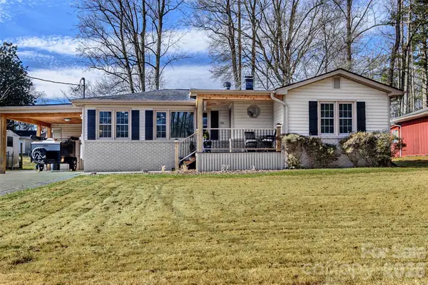 116 Thornbird Avenue, Hendersonville, NC 28792