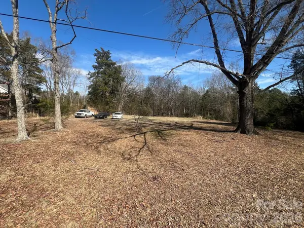 1614 Sir Anthony Drive, Charlotte, NC 28262